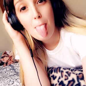 Meet your Posher, Sissy